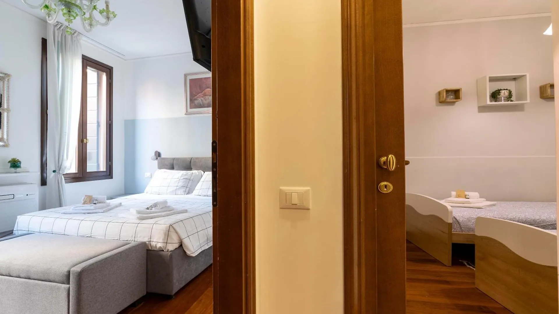 Apartment Residence House Canal 2 Venedig