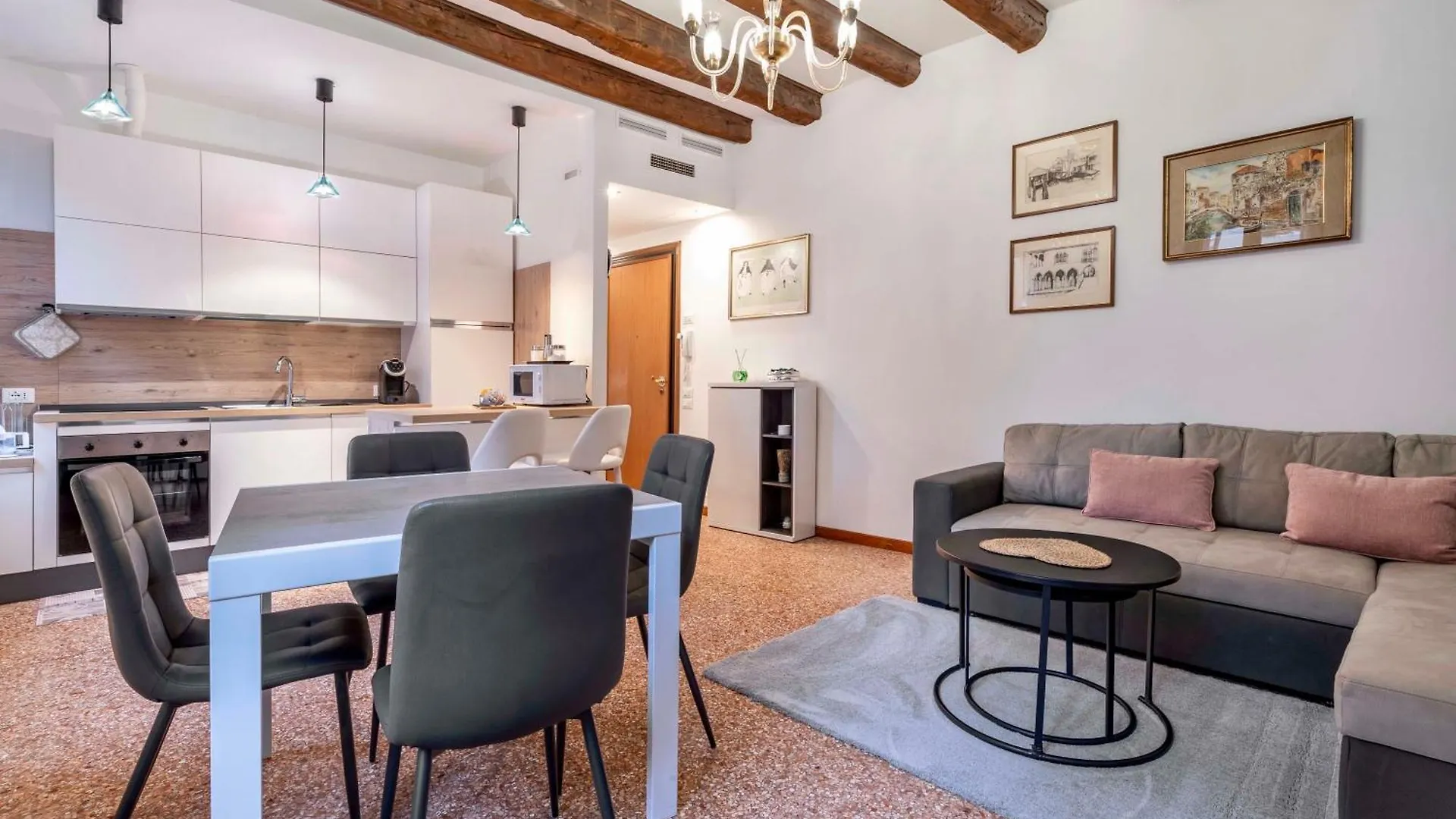Residence House Canal 2 Venedig